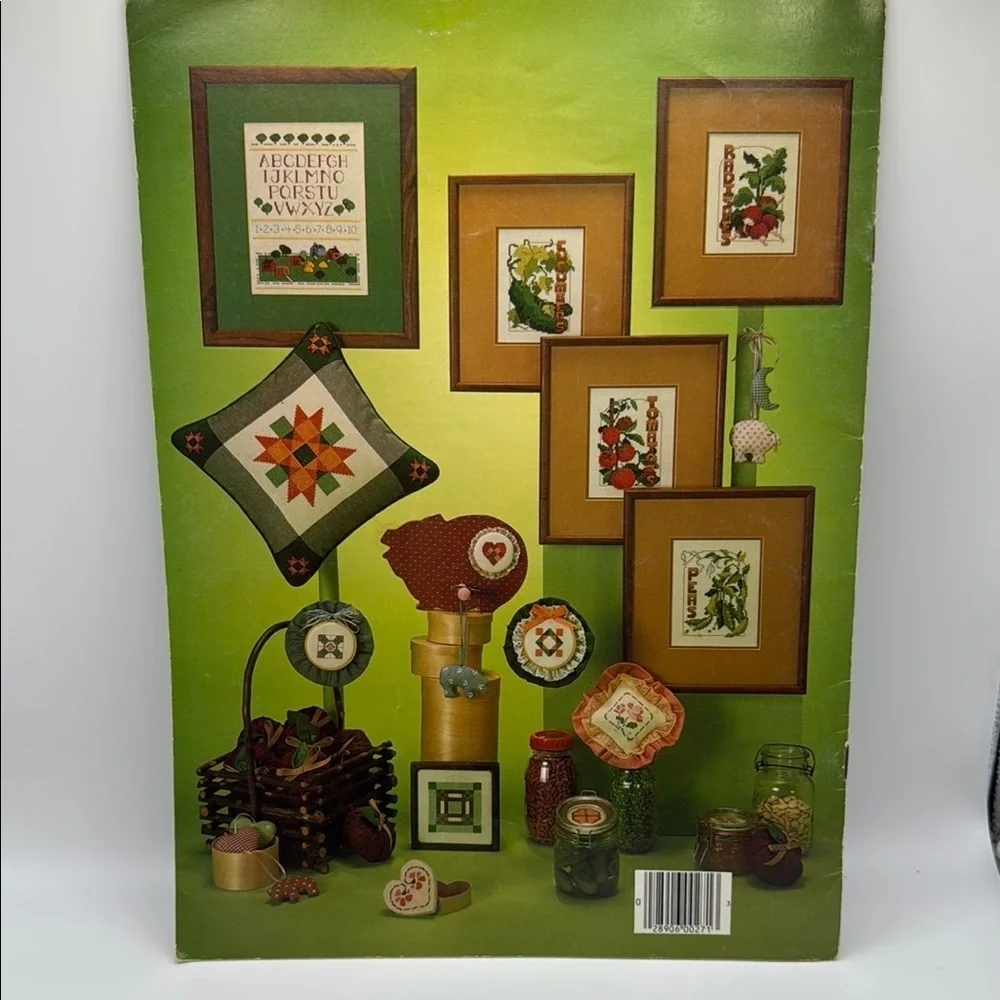Leisure Arts Counted Cross Stitch Country Classics Leaflet #271
